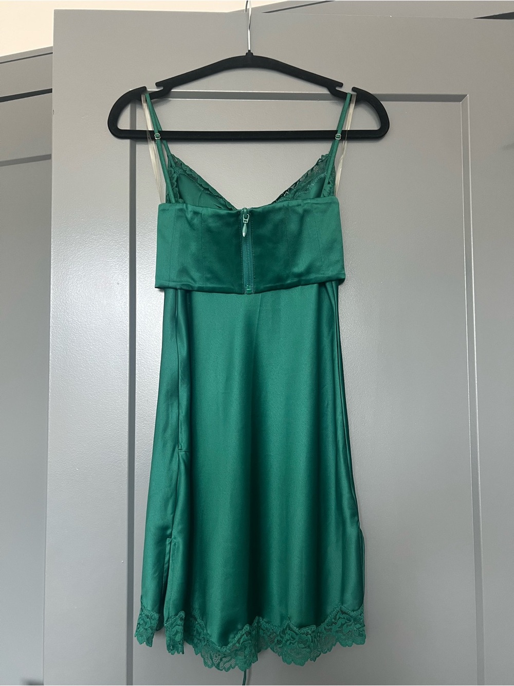 House of CB ‘Soraya’ Emerald Green dress - Picture 6 of 6